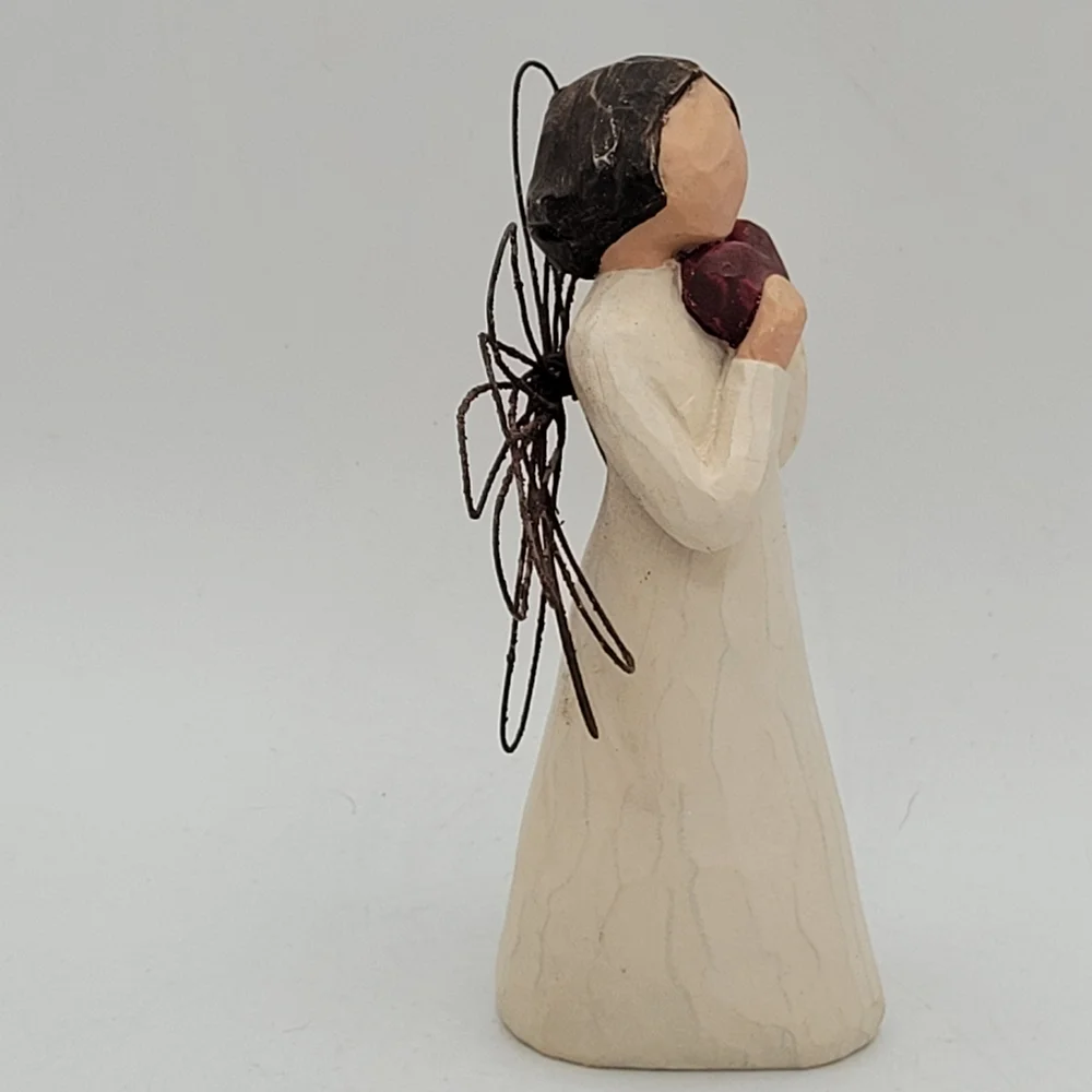 Willow Tree 5โ Angel of the Heart - Picture 9 of 13